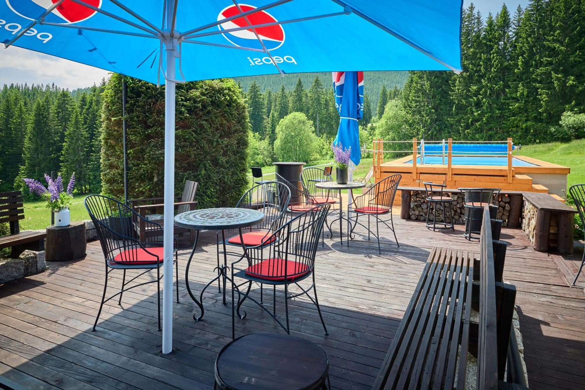 Logla Hotel 3*